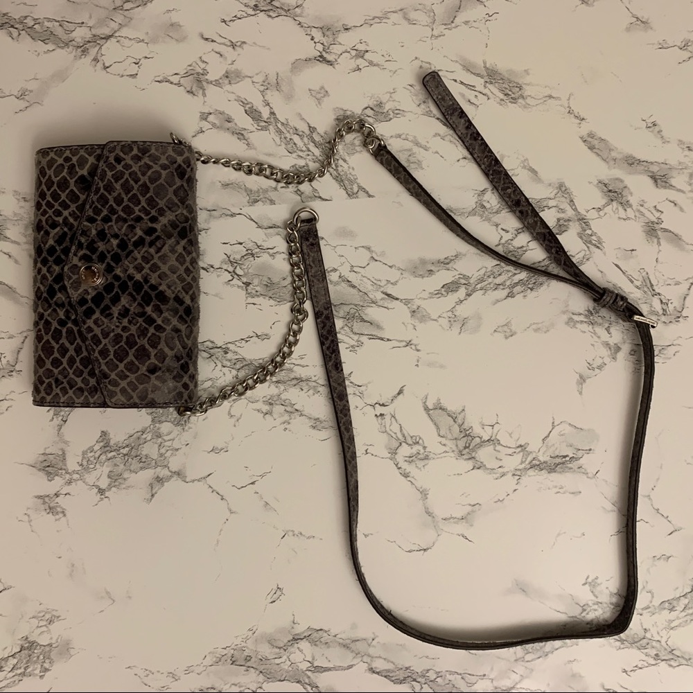 Michael Kors Crossbody Wallet